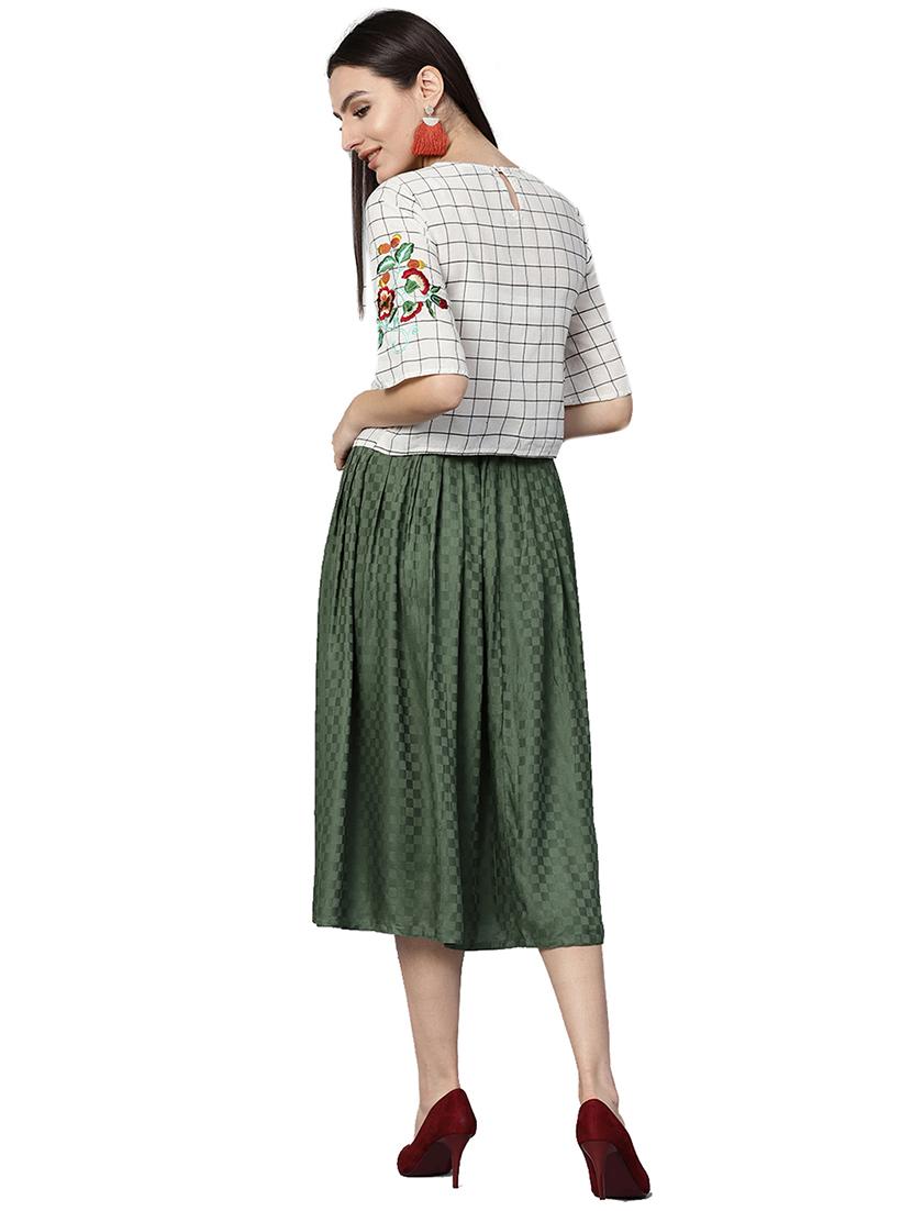 checkered top & pleated skirt set - 15468450 - Zoom Image - 3