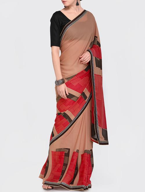 lace border geometrical printed saree with blouse - 15469478 - Standard Image - 1