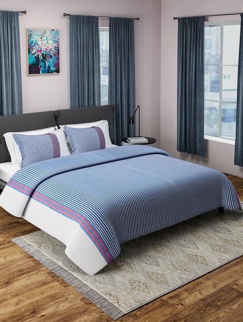 red & white woven design polycotton double bed cover with 2 pillow covers - 15471198 - Standard Image - 1