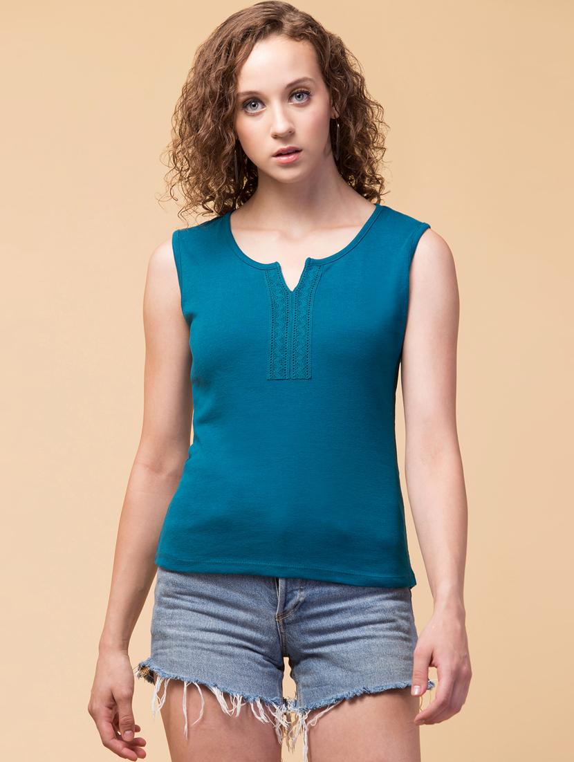 lace detail sleeveless top - 15476877 - Zoom Image - 1