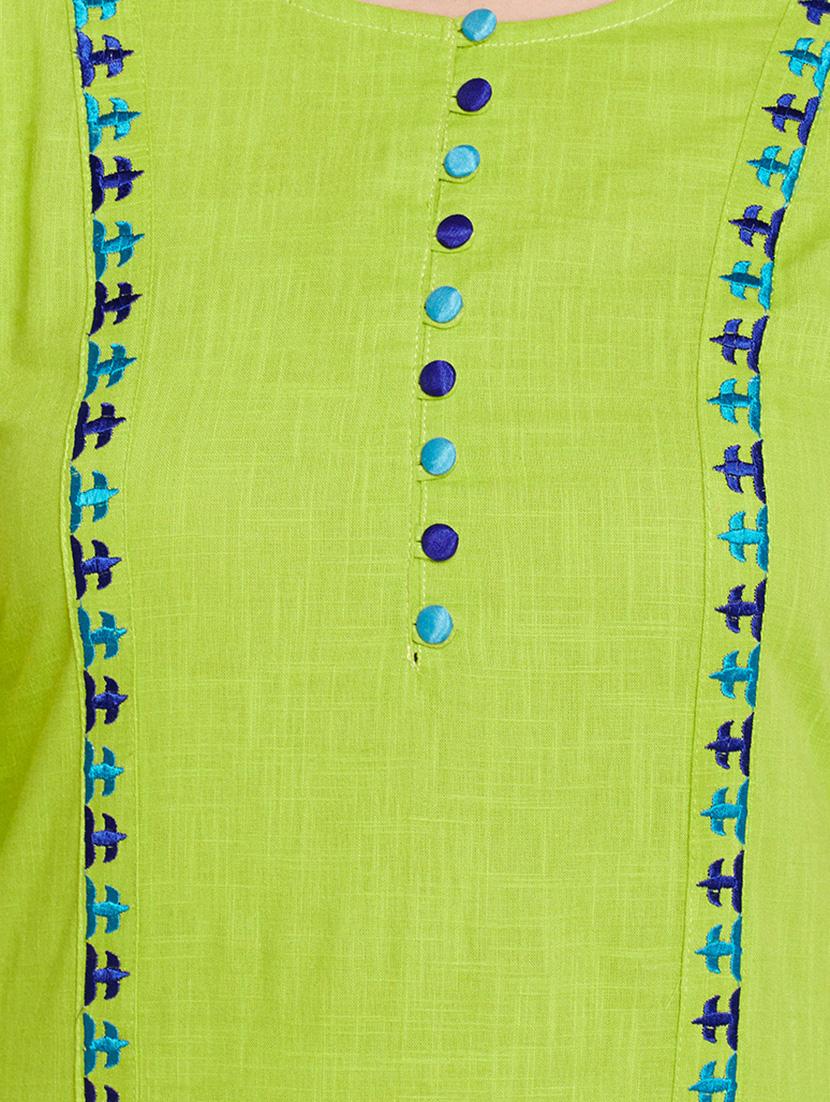 straight embroidered kurta - 15477413 - Zoom Image - 4