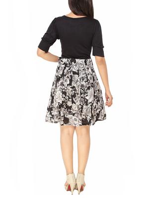 self tie waist pleated printed dress - 15485123 - Standard Image - 3
