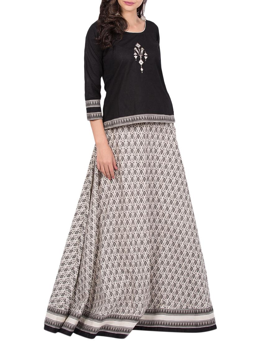 Printed flared skirt with printed top set - 15485500 - Zoom Image - 1