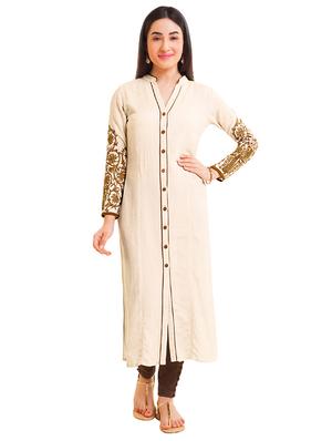 Embroidered piping straight kurta - 15494745 - Standard Image - 1