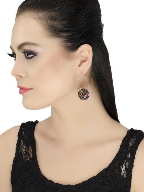 gold tone earrings - 15495861 - Very Small Image - 1