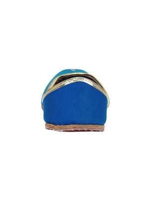 blue slip on jutis - 15507610 - Standard Image - 3