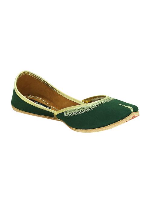 green slip on jutis - 15507611 - Standard Image - 1