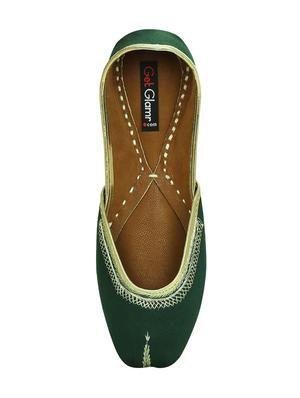 green slip on jutis - 15507611 - Standard Image - 4