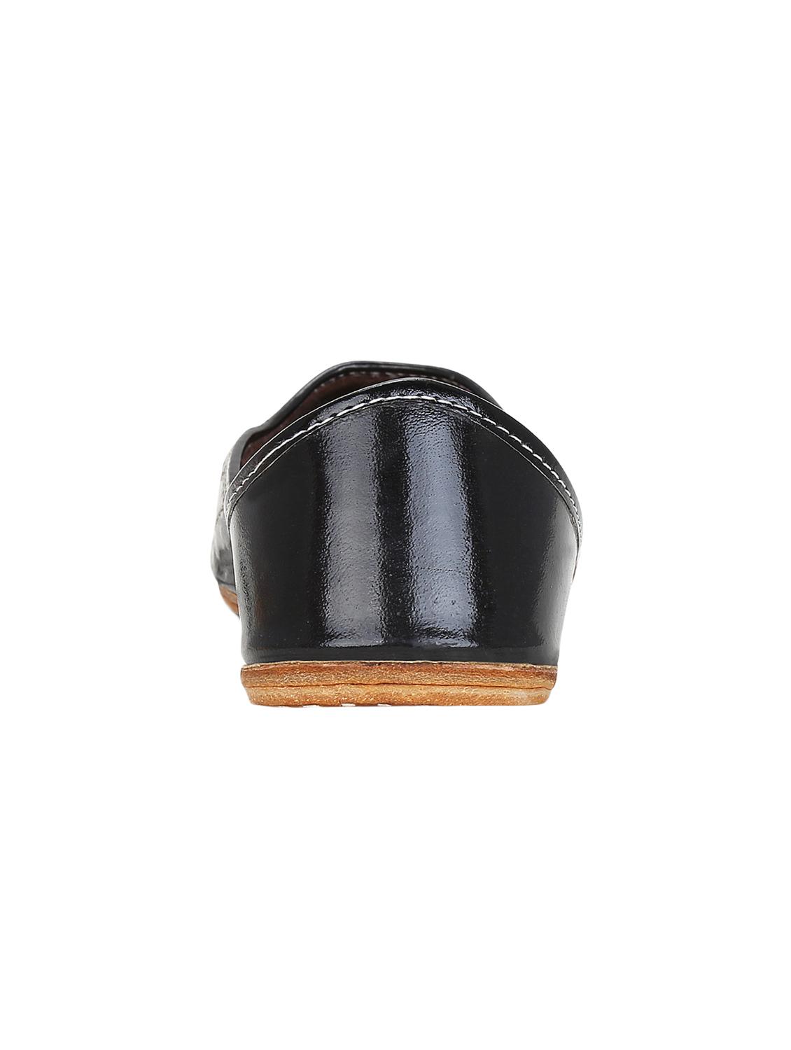 black ethnic slip on jutis - 15507628 - Zoom Image - 3
