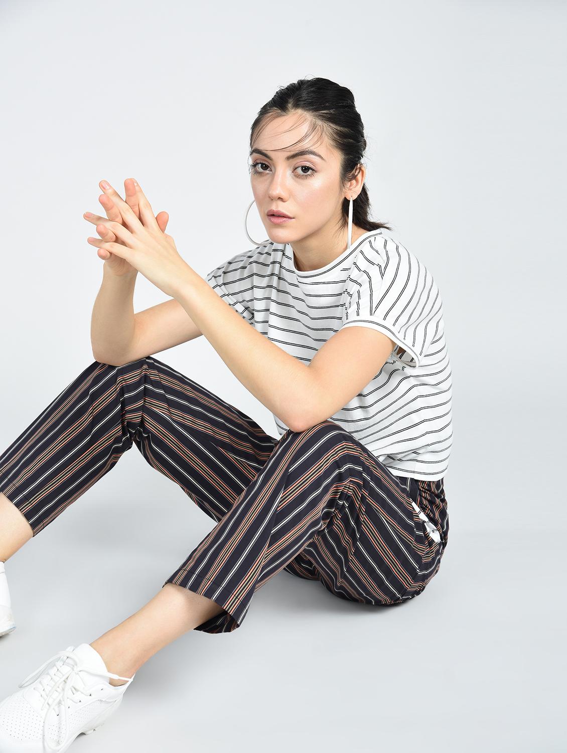 striped tie knot front top - 15512104 - Zoom Image - 1