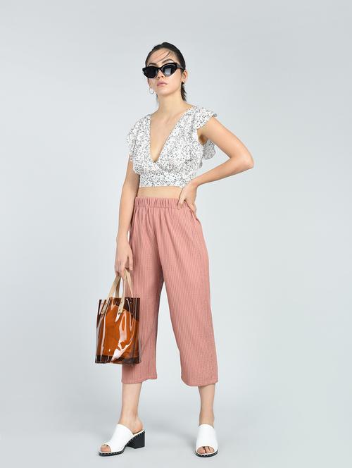 Back Knotted Ruffled Crop Top - 15512105 - Standard Image - 1