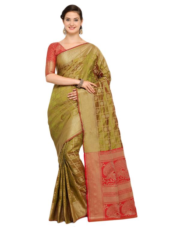 contrast conversational pallu banarasi saree with blouse - 15517202 - Zoom Image - 1