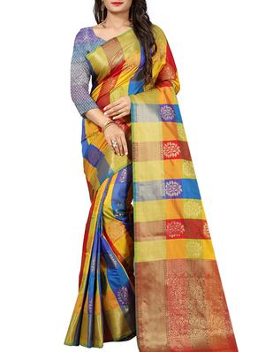 checkered zari banarasi saree with blouse - 15518019 - Standard Image - 1