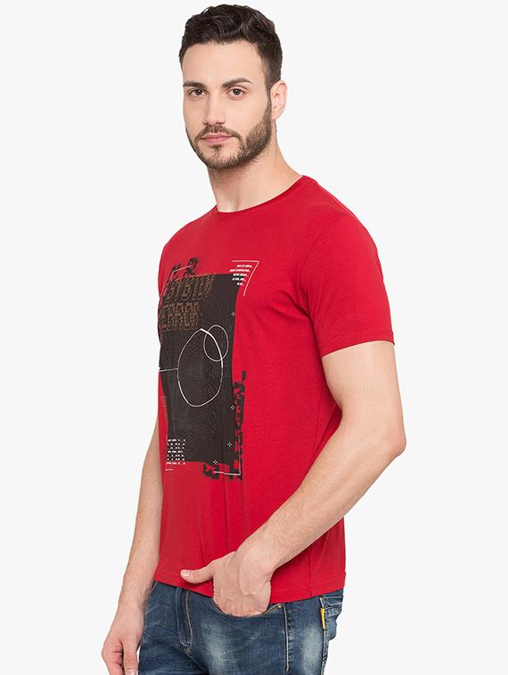 red chest printed t-shirt - 15519174 - Zoom Image - 2