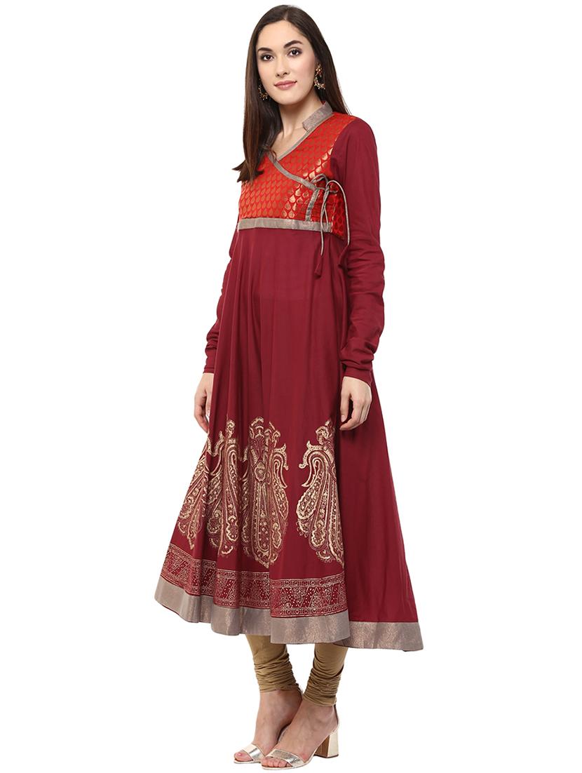 brocade yoke chudidar sleeves kurta - 15523771 - Zoom Image - 2