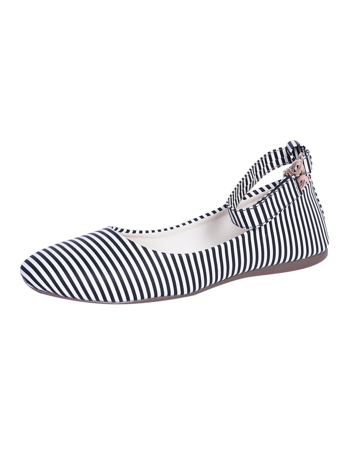 black ankle strap ballerinas - 15560077 - Zoom Image - 2