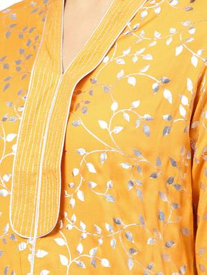 foil printed kurta with pant set - 15568053 - Standard Image - 4