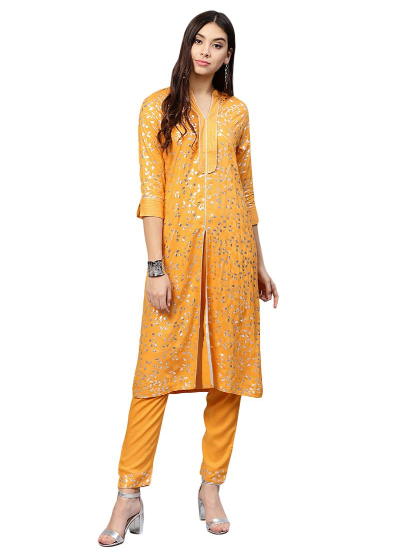 foil printed kurta with pant set - 15568053 - Zoom Image - 1