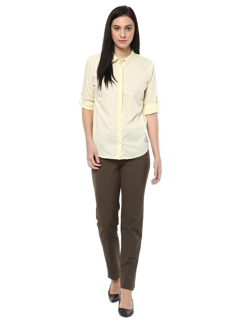 mid rise ankle length chinos - 15570198 - Zoom Image - 3