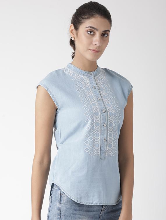 button detailed embroidered top - 15574049 - Zoom Image - 2