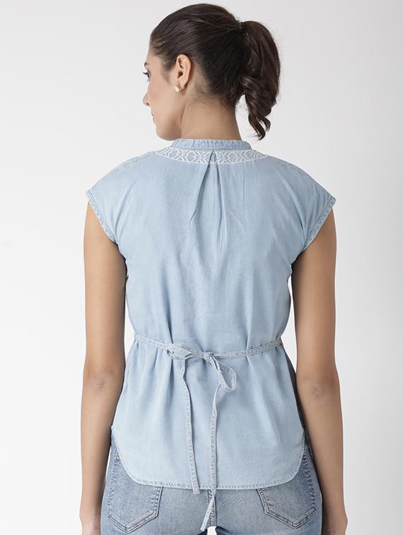 button detailed embroidered top - 15574049 - Zoom Image - 3