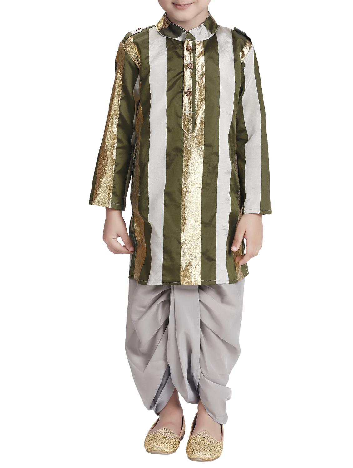 green silk kurta set - 15581854 - Zoom Image - 1