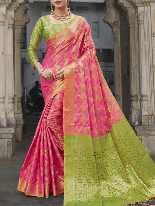 contrast zari pallu banarasi saree with blouse - 15591535 - Standard Image - 1