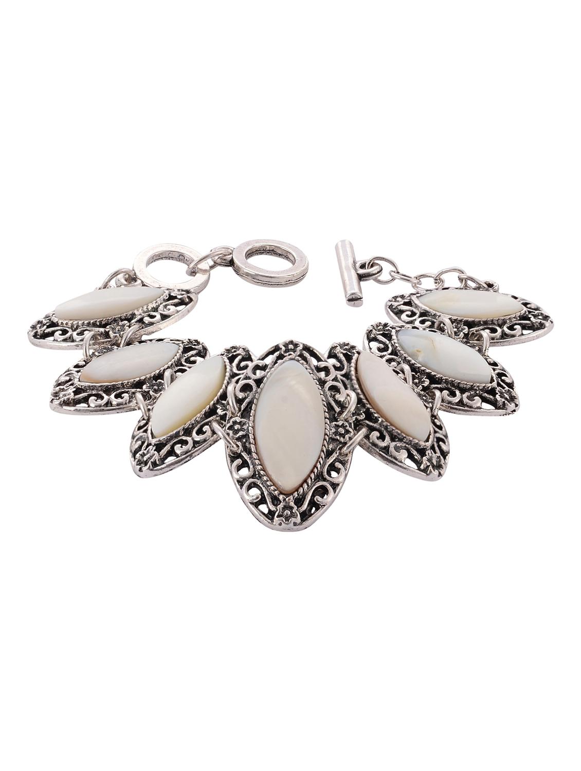 silver metal cuffs bracelet - 15610829 - Zoom Image - 1