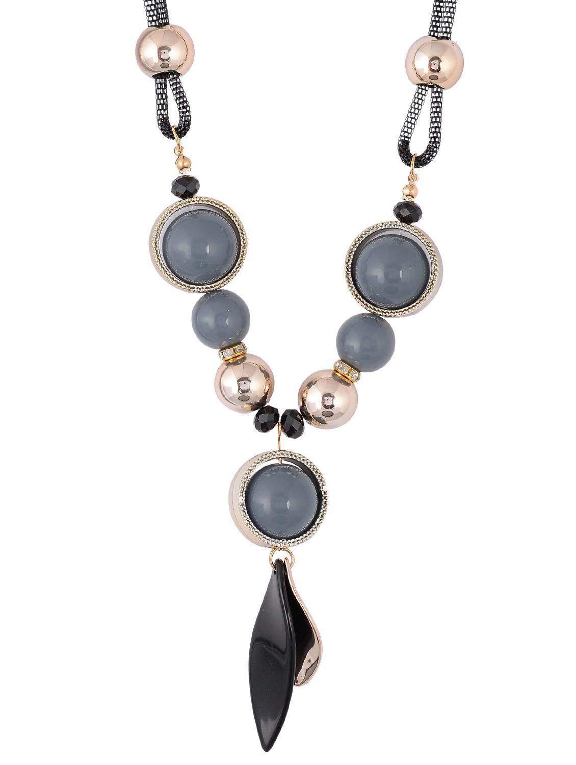 gold metal long necklace - 15611152 - Zoom Image - 1