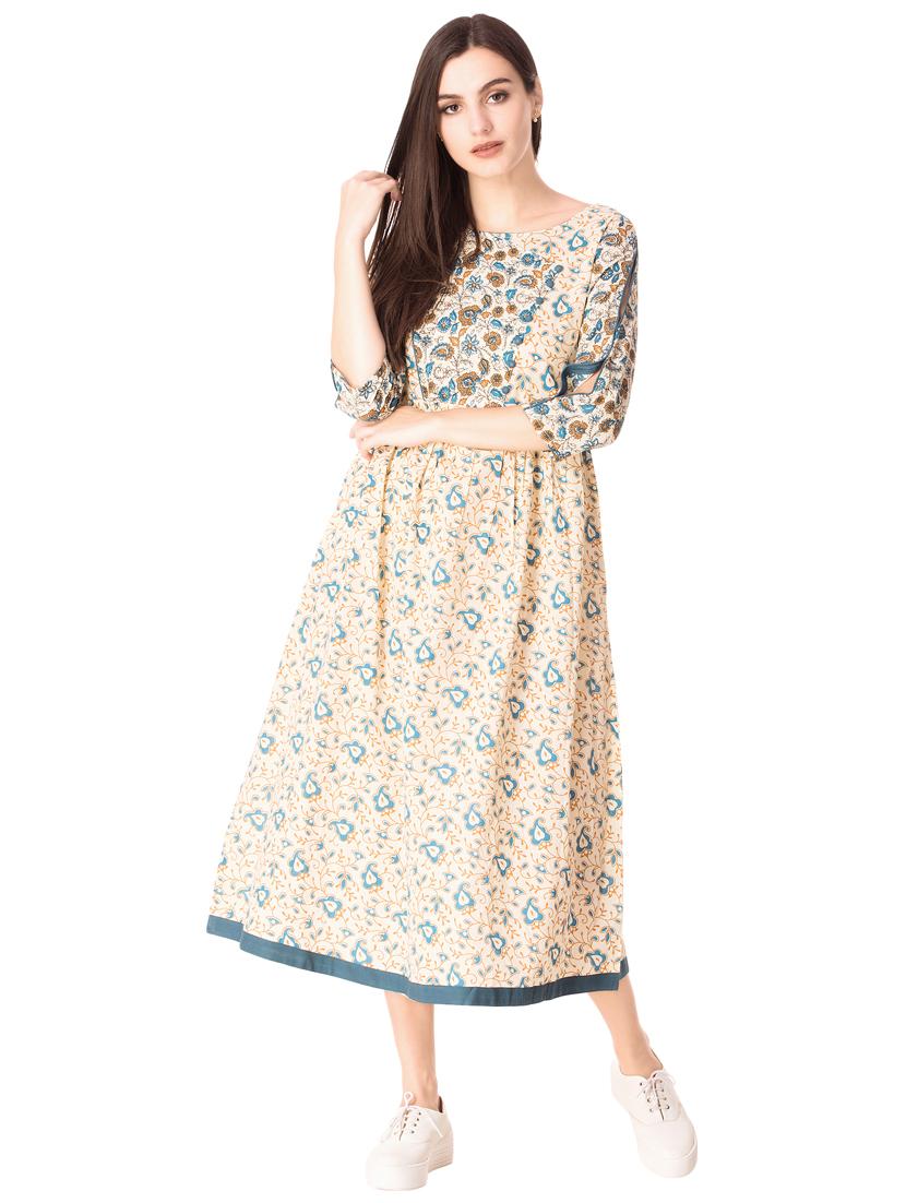 Flared printed slit sleeves dress - 15612652 - Zoom Image - 1