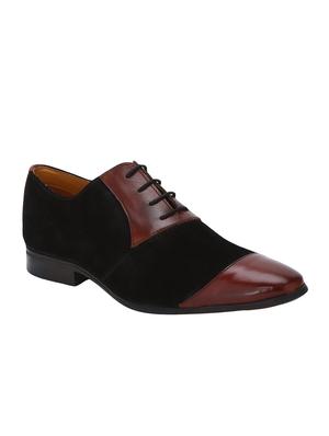 black Leather lace-up oxfords - 15613345 - Standard Image - 1