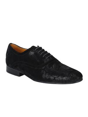 black Leather lace-up oxfords - 15613416 - Standard Image - 1