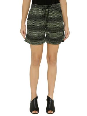 tie-knot detail printed shorts - 15614575 - Standard Image - 1