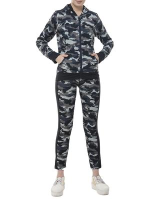 camouflage print active wear set - 15614701 - Standard Image - 1