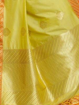 zari motifs woven saree with blouse - 15614724 - Standard Image - 4