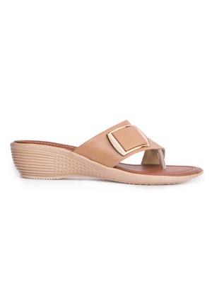 beige toe separator wedges - 15615667 - Standard Image - 2