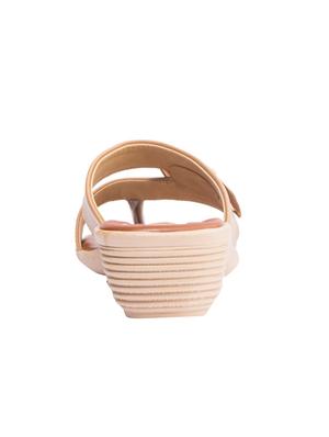 beige toe separator wedges - 15615676 - Standard Image - 3