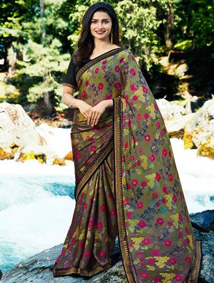 floral printed saree with blouse - 15620281 - Standard Image - 1