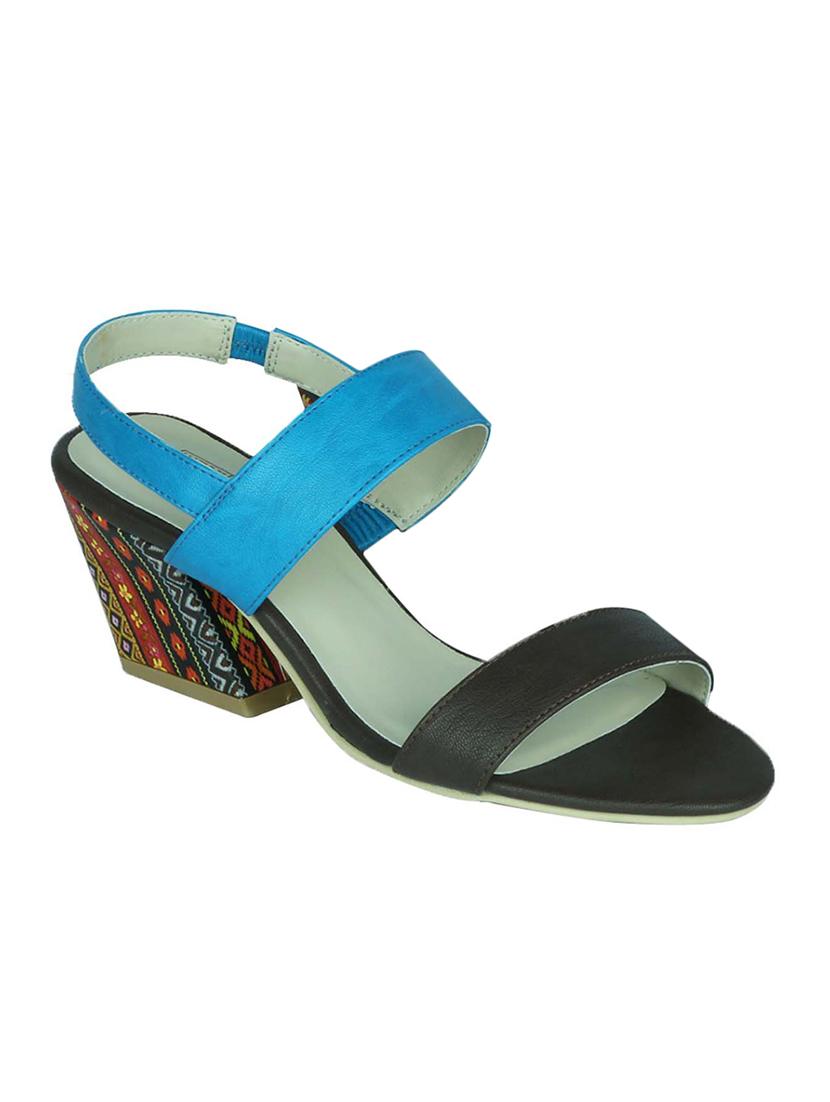 blue back strap sandals - 15620887 - Zoom Image - 1