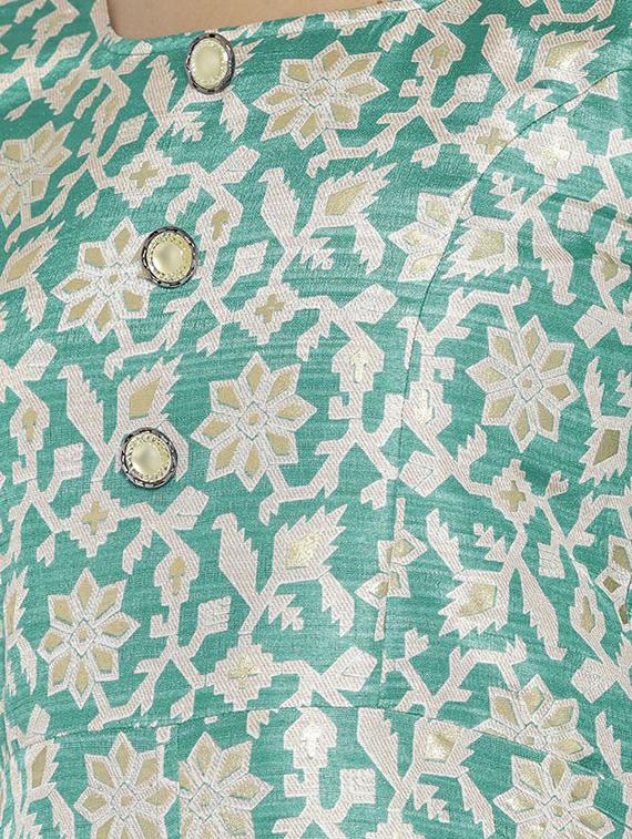 silk high slit printed kurta - 15621086 - Zoom Image - 4