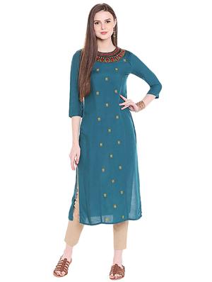 Straight embroidered kurta - 15621829 - Standard Image - 1