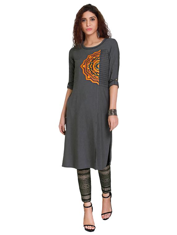 Straight embroidered kurta - 15621833 - Zoom Image - 1