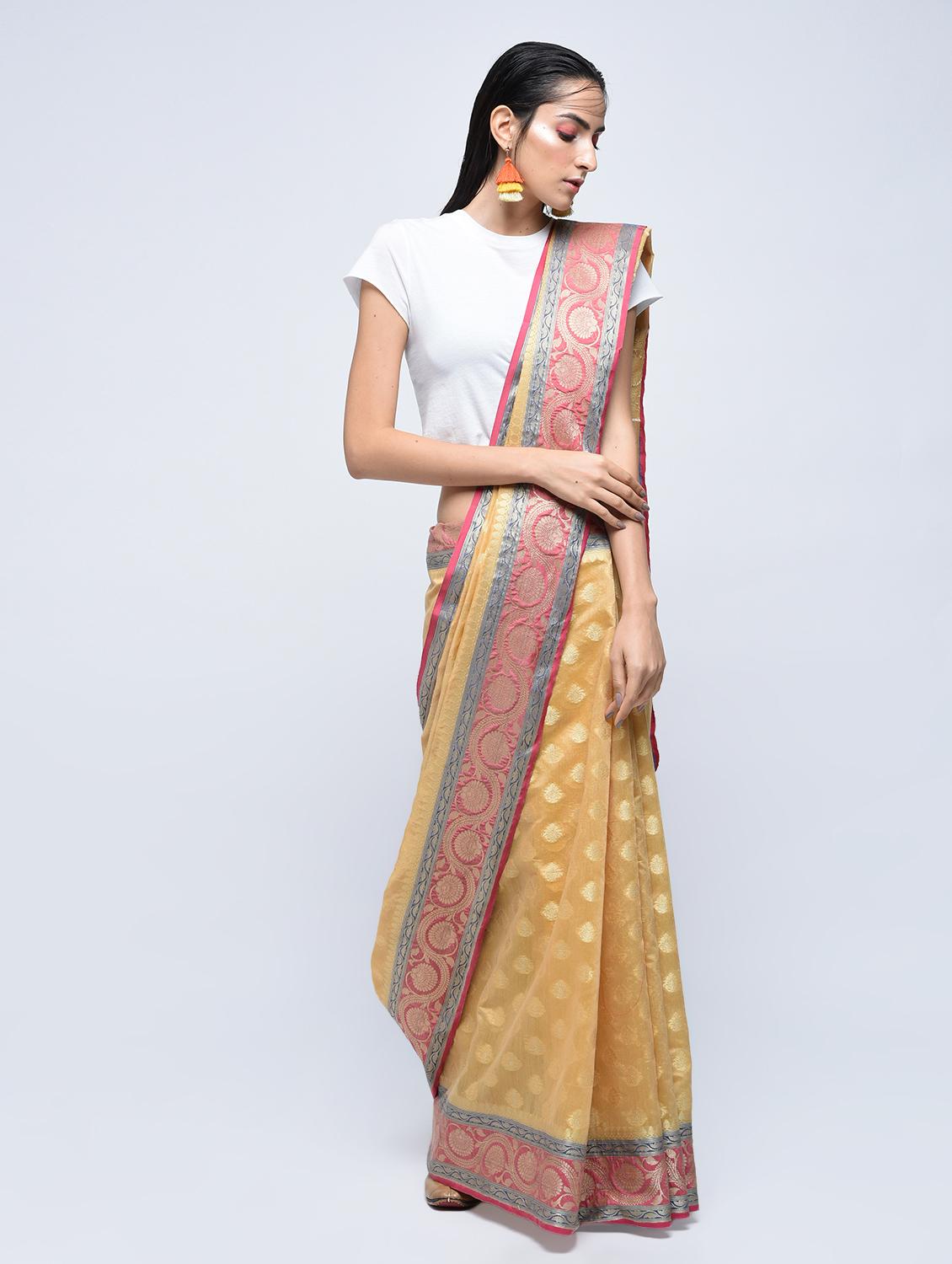 floral zari border banarasi saree with blouse - 15622864 - Zoom Image - 1
