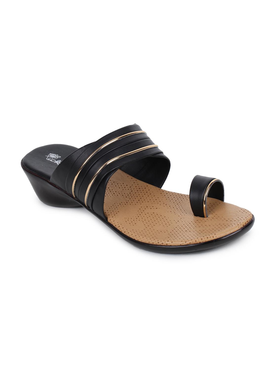 black one toe wedges - 15623428 - Zoom Image - 1