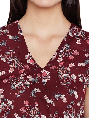tie knot waist front overlap asymmetric dress - 15624372 - Standard Image - 4