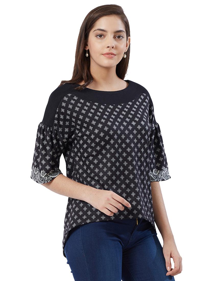 gathered detail asymmetric top - 15625193 - Zoom Image - 1