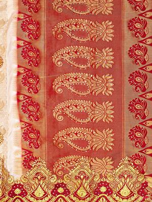 paisley motif kanjivaram saree with blouse - 15625617 - Standard Image - 4