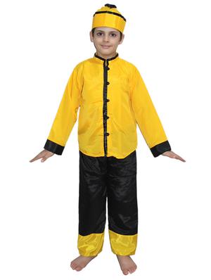 yellow polyester costume - 15626170 - Standard Image - 1