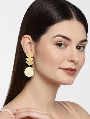 gold metal jewellery - 15627682 - Standard Image - 1