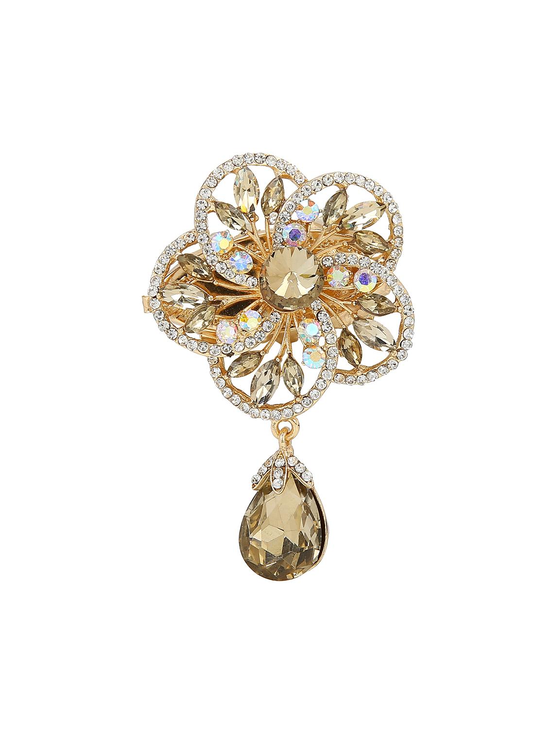 gold metal brooch - 15627766 - Zoom Image - 1
